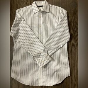 Banana Republic Non Iron Classic Fit Medium Button Down Shirt